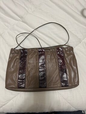 Vintage burgundy Snake Skin Stipes Shoulder Bag